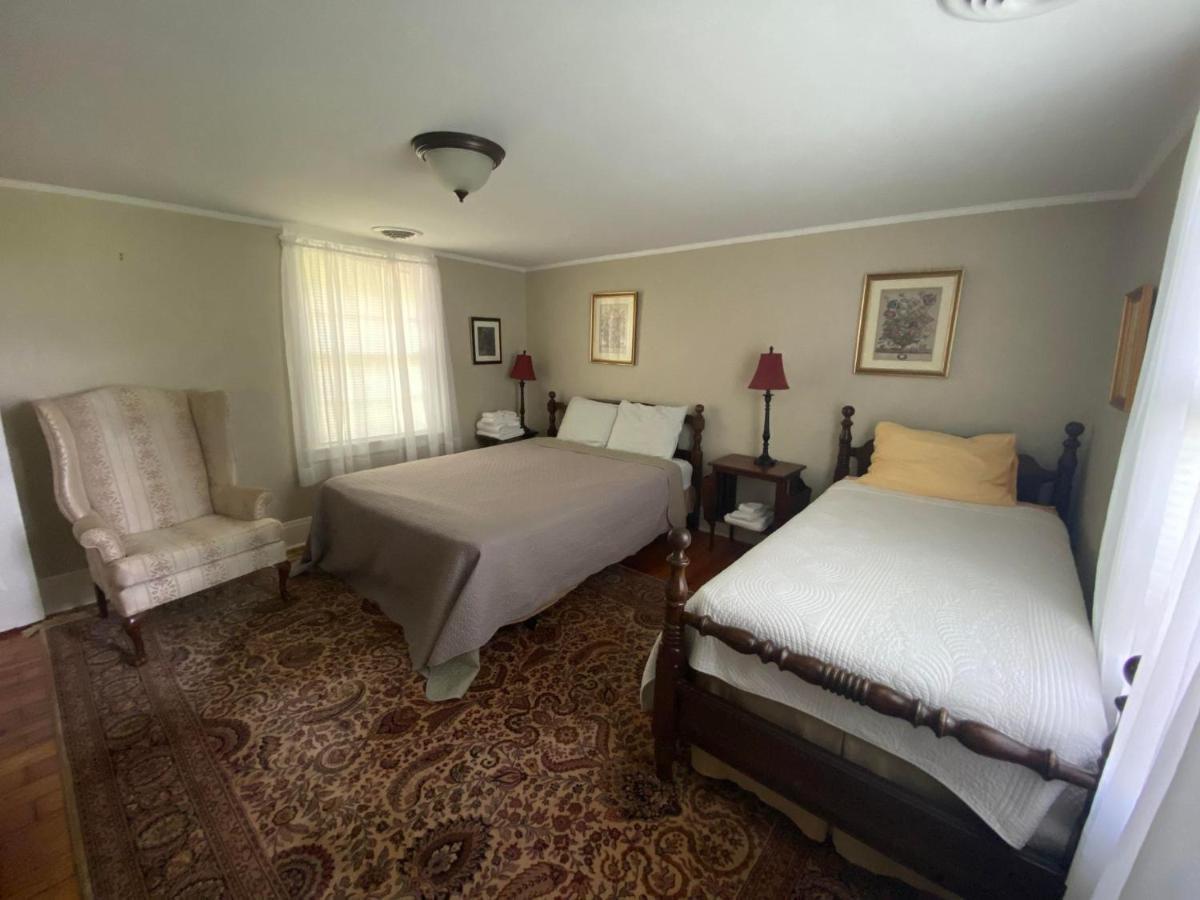 ホテル Historic Rosemont Manor Berryville エクステリア 写真