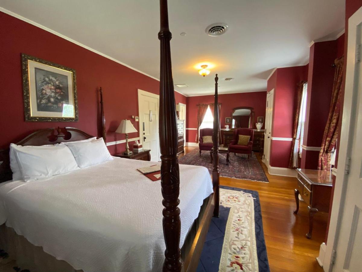 ホテル Historic Rosemont Manor Berryville エクステリア 写真