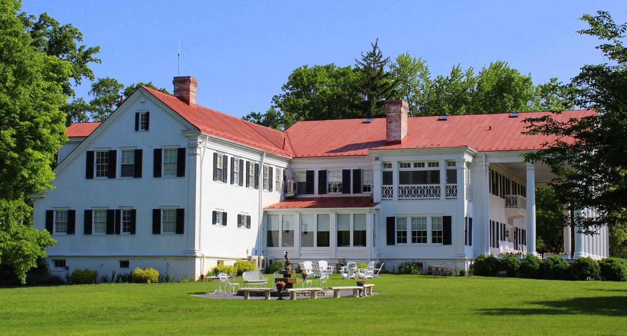 ホテル Historic Rosemont Manor Berryville エクステリア 写真